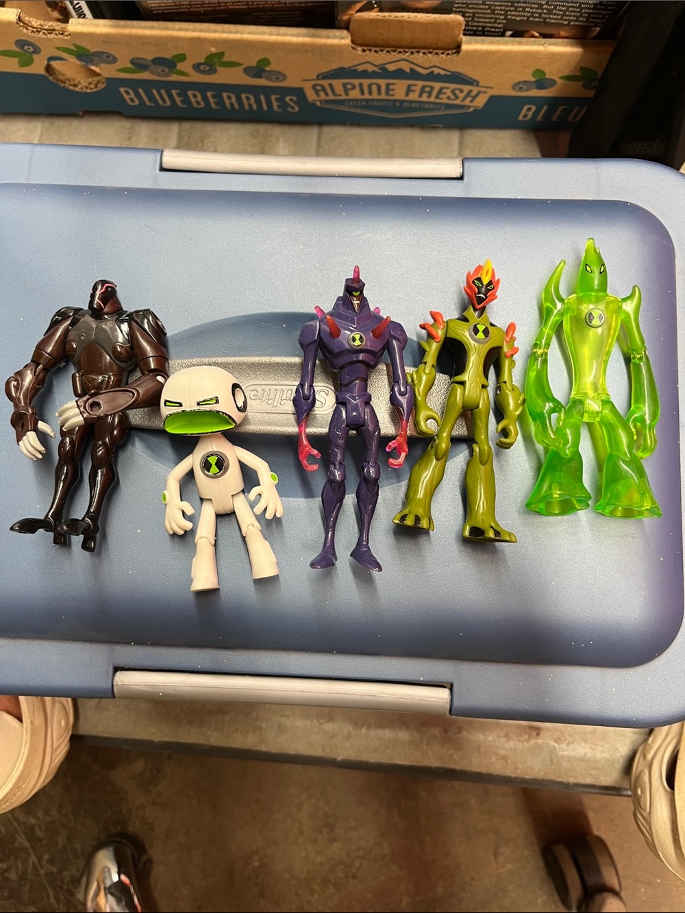 Ben 10-Inspired Kids Action Figure Pack - Green, Purple, Black, Cream